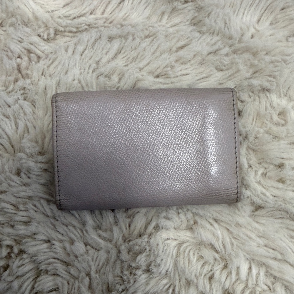 ✨Chanel 6 Key Holder Wallet Taupe Leather Gold Hardware✨ - Picture 5 of 12